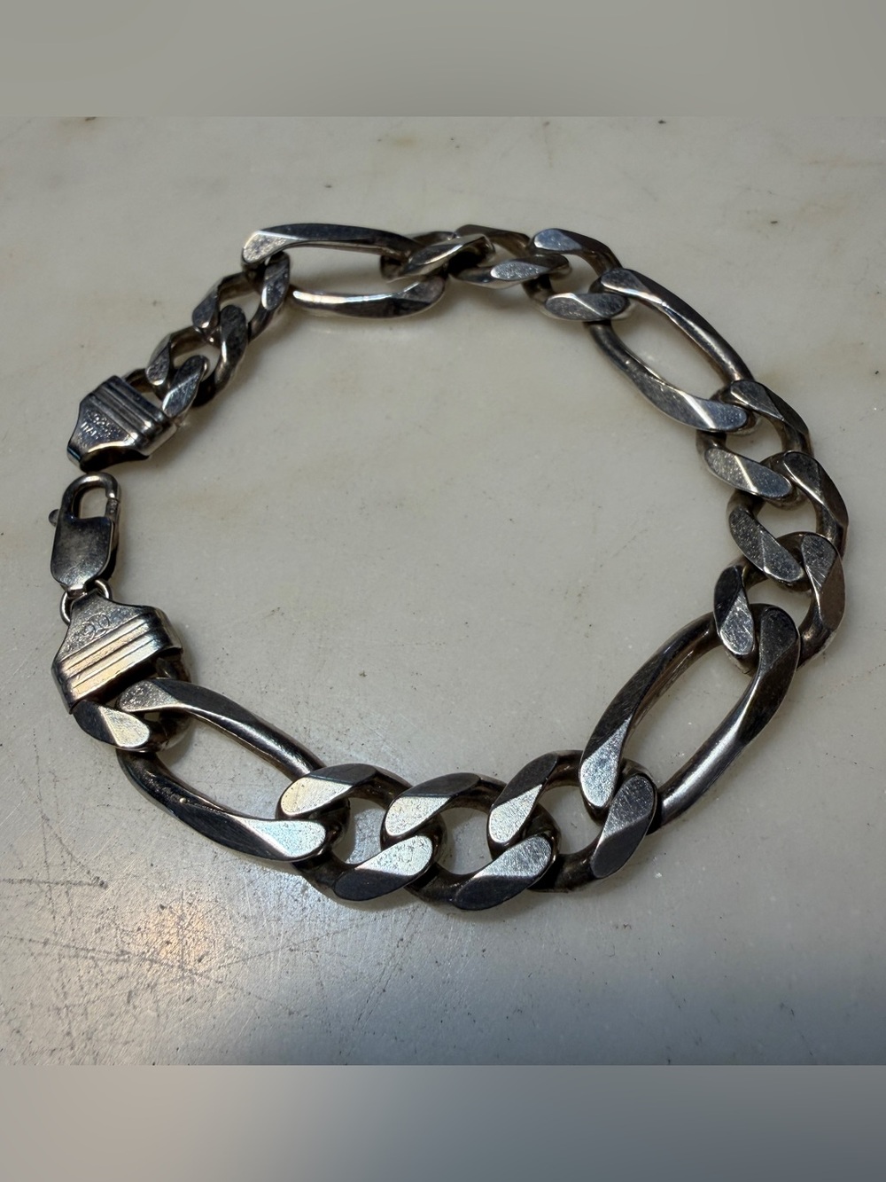 Rare Vintage Italian 925 Sterling 9" Men’s Figaro Chain Bracelet-Danecraft 37 gm